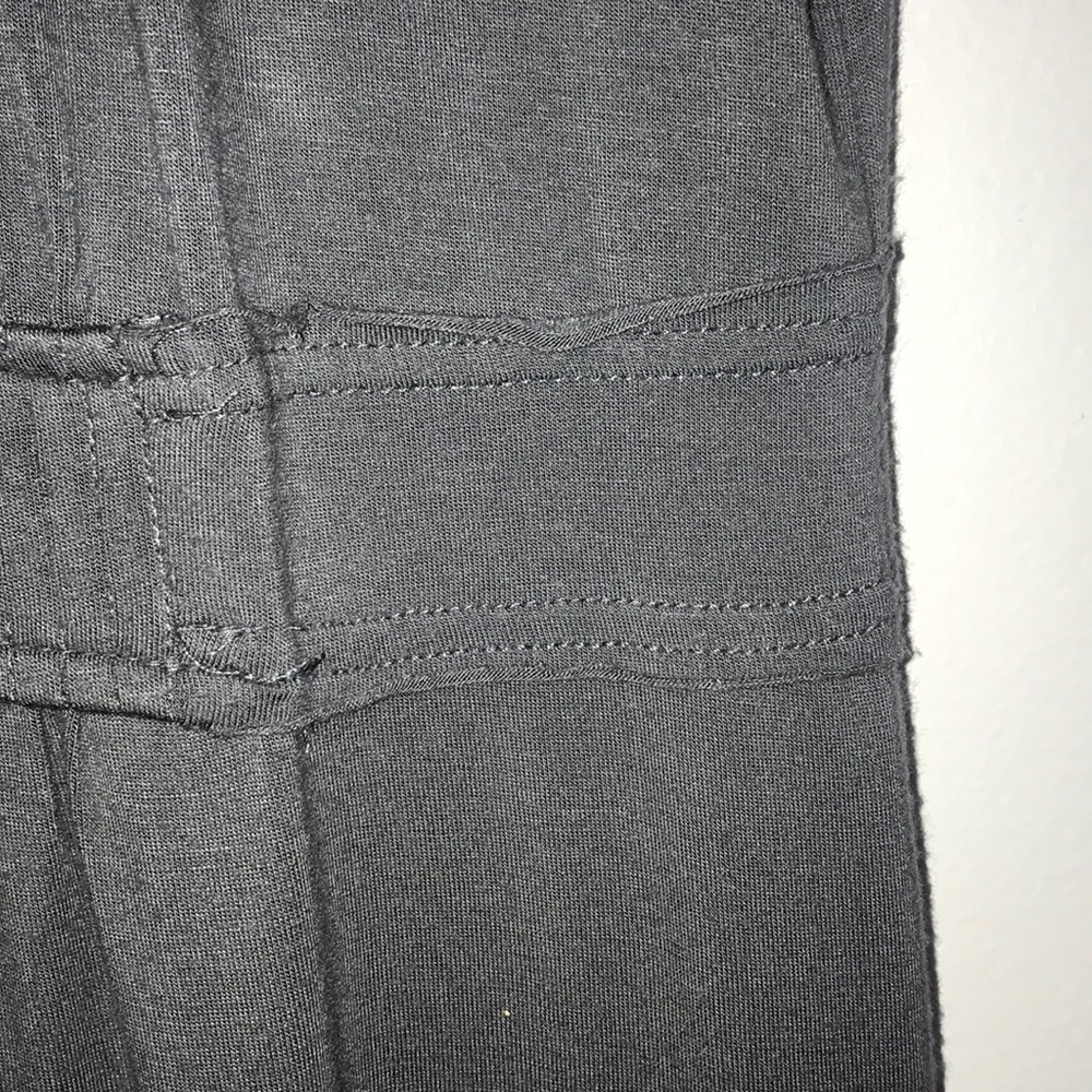 Spring + Mercer Grey Tunic Top - Picture 6 of 7